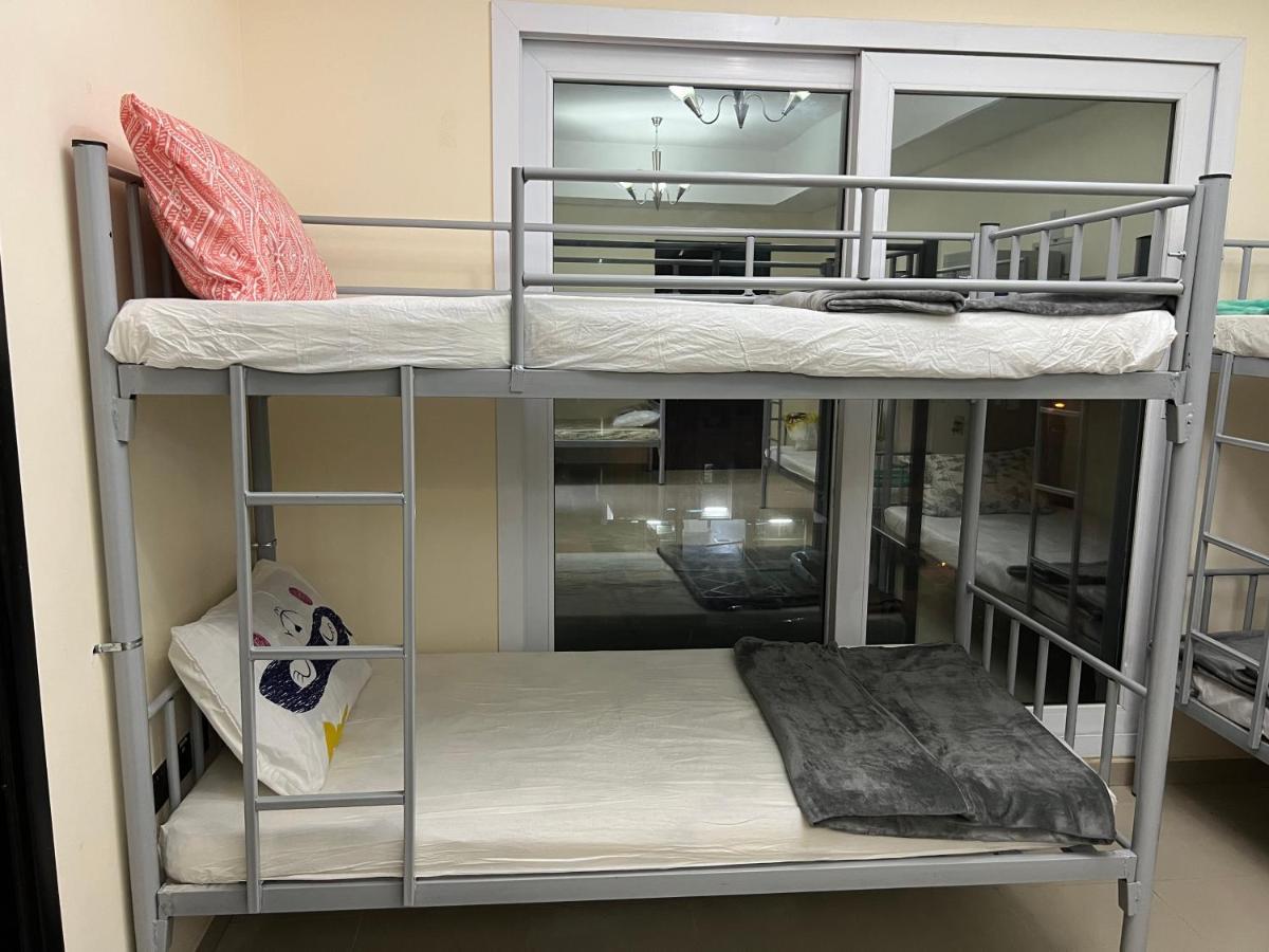 Grand Pearl Hostel For Boys ดูไบ ภายนอก รูปภาพ