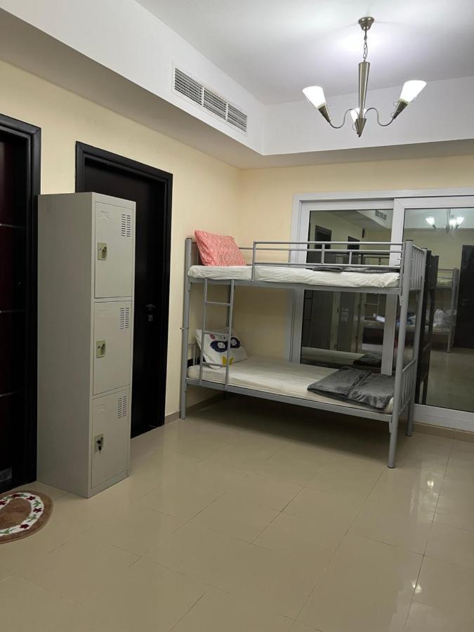 Grand Pearl Hostel For Boys ดูไบ ภายนอก รูปภาพ