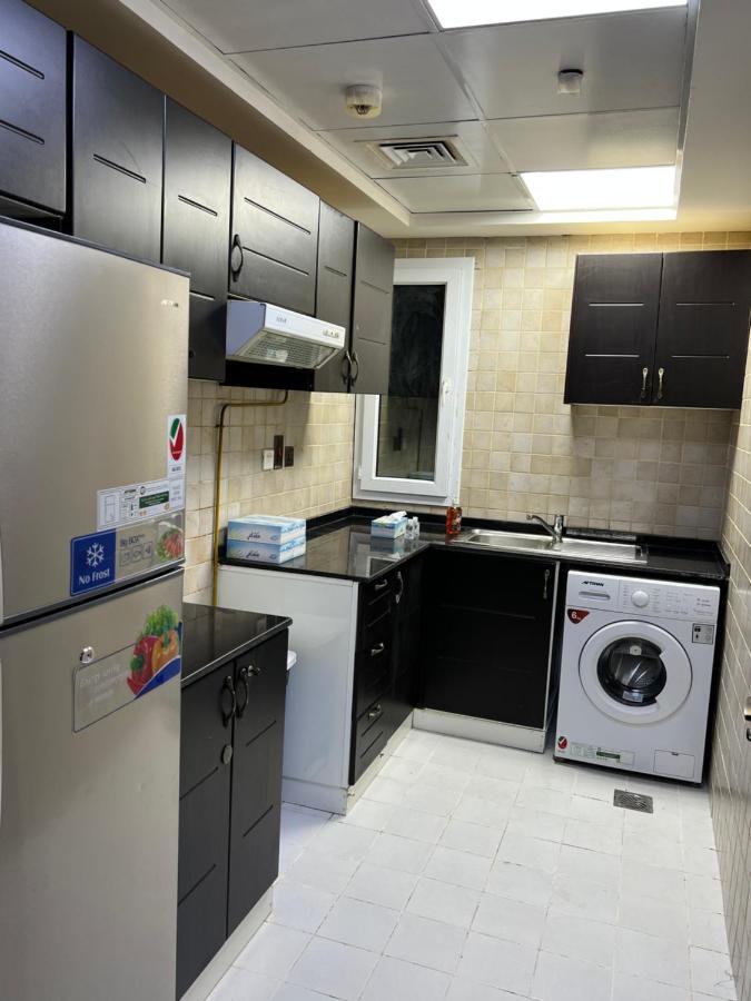 Grand Pearl Hostel For Boys ดูไบ ภายนอก รูปภาพ