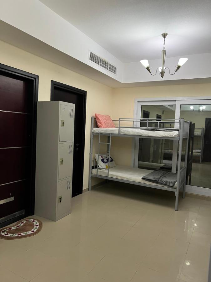Grand Pearl Hostel For Boys ดูไบ ภายนอก รูปภาพ