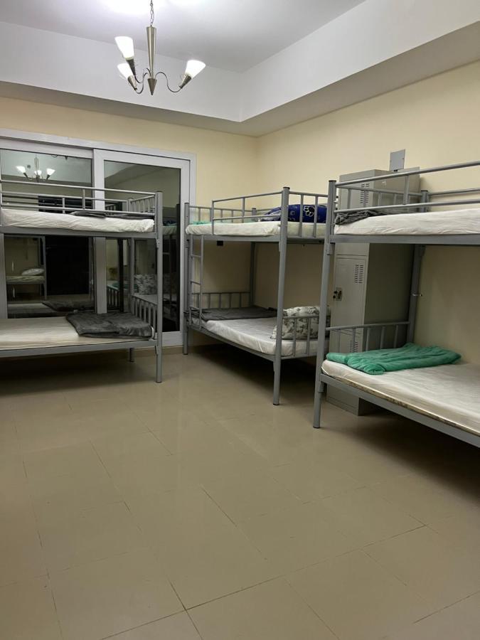 Grand Pearl Hostel For Boys ดูไบ ภายนอก รูปภาพ